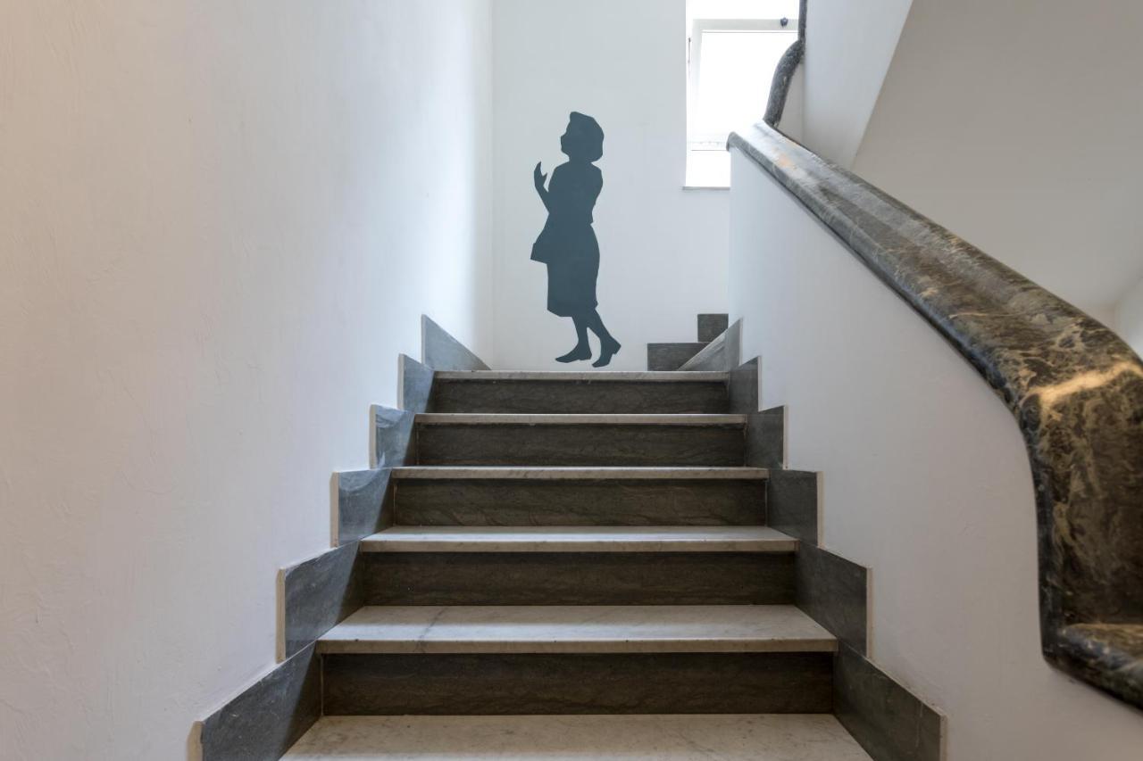 ローマ Residenza Contiアパートホテル エクステリア 写真